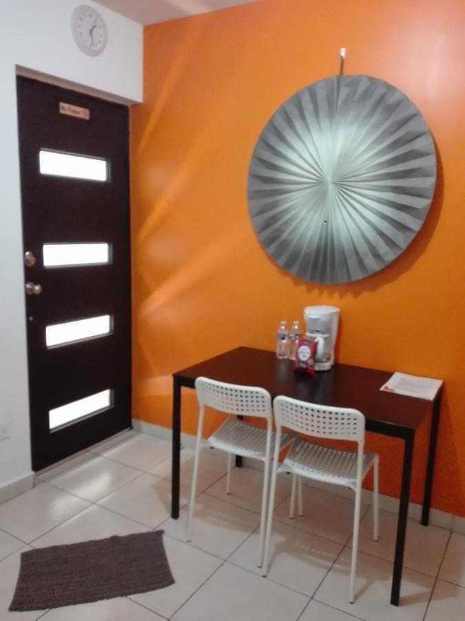 Mv Suites Монтерей Екстериор снимка